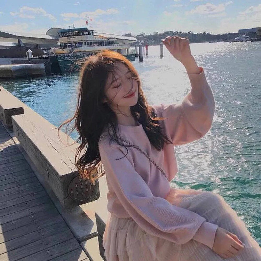 校花请自重,我真不是股神